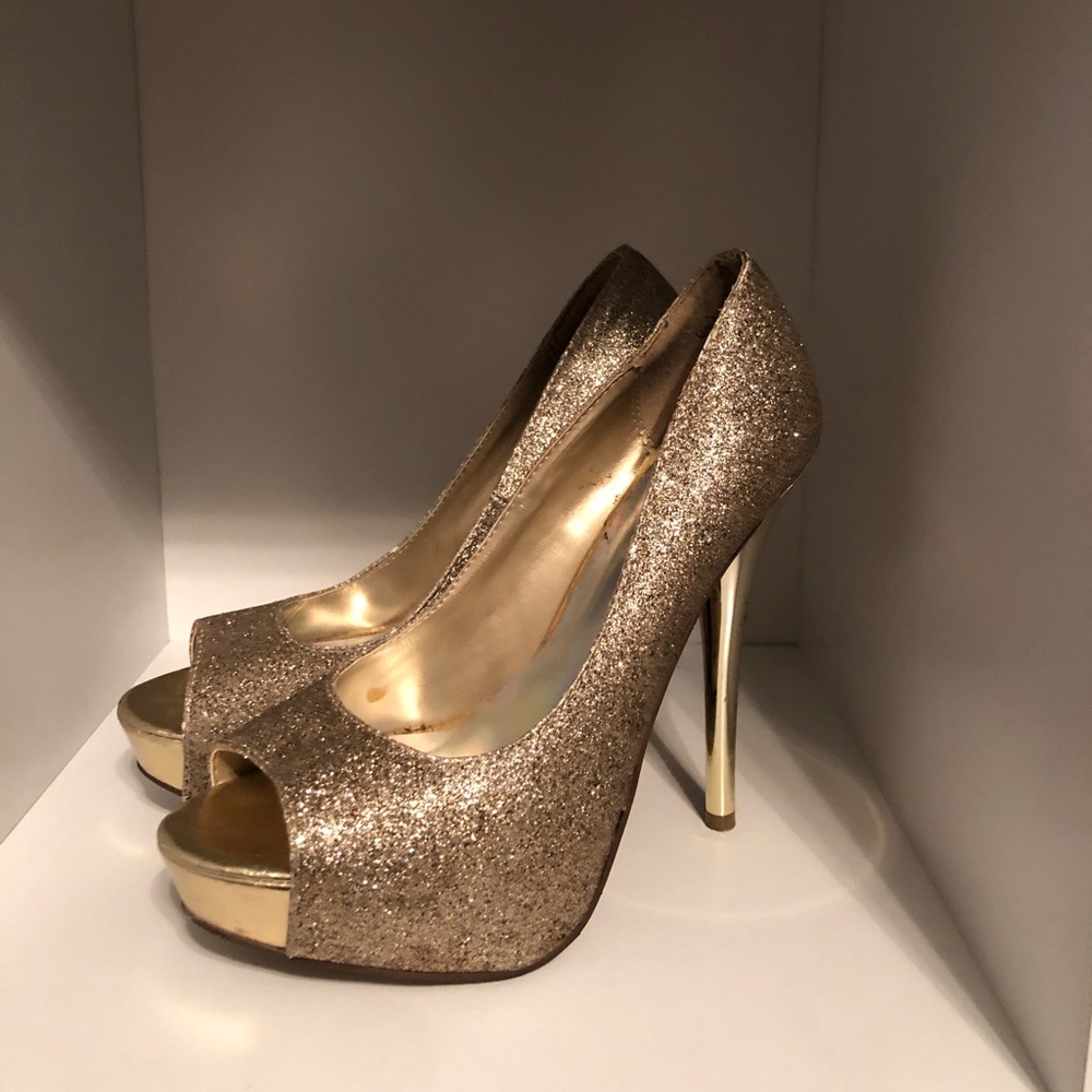 Gold Sparkle Heels (speed limit 98)